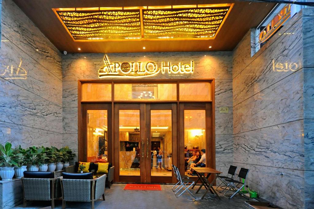 Mở cửa là thấy biển: Apollo Hotel Nha Trang Beach đang khiến dân du lịch “phát cuồng”