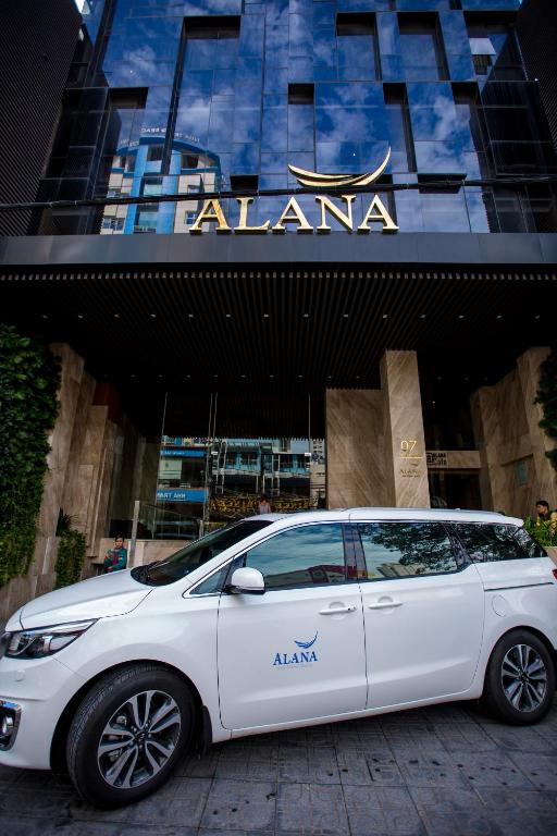 Khách Sạn Beachfront Nha Trang Trung Tâm: Alana Hotel Với Spa & View Biển Xanh 360 Độ