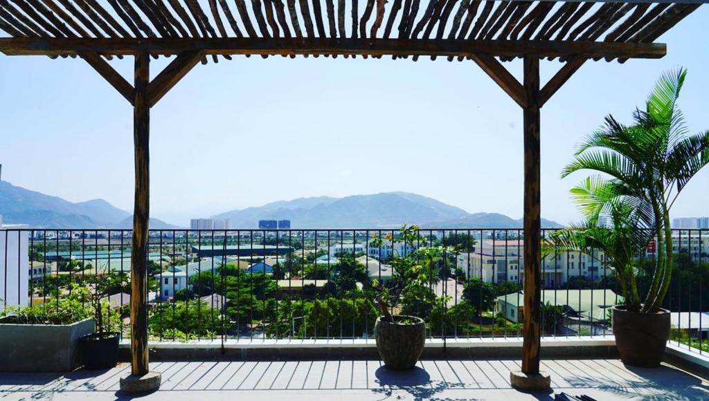 Review Chi Tiết Laholm Hotel & Apartment Nha Trang: Yên Tĩnh, Sạch Sẽ Và Gần Mọi Tiện Ích