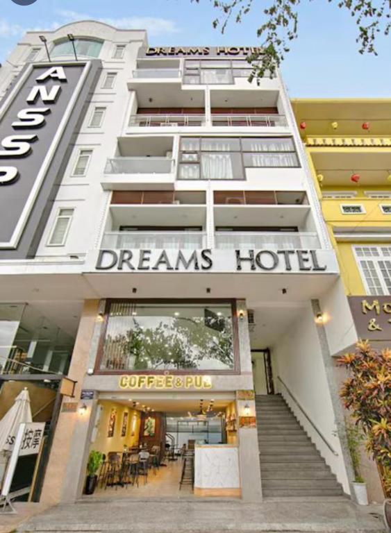 Dream Hotel Đà Nẵng, khách sạn bình dân với vị trí thuận tiện di chuyển khắp thành phố