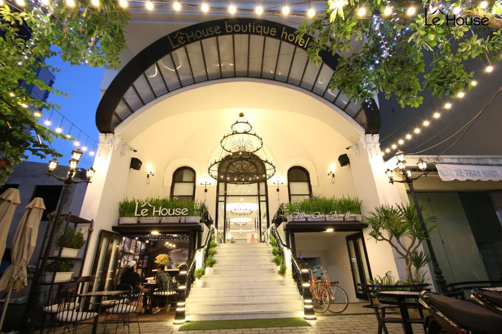 Le House Boutique Hotel, khách sạn bình dân với phong cách hiện đại, trẻ trung
