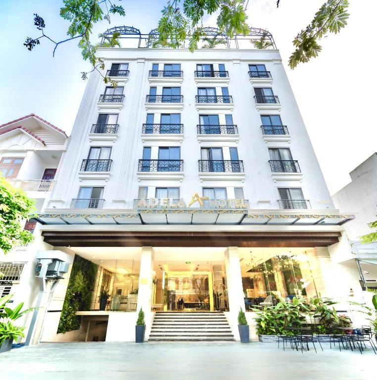 Adela Boutique Hotel Đà Nẵng, khách sạn cao cấp với buffet sáng phong phú và đa dạng