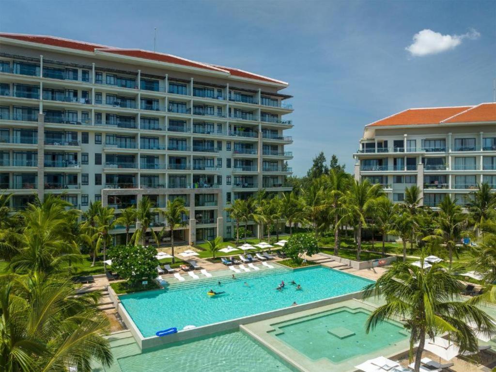 Beachside Paradise Resort Đà Nẵng, khám phá kỳ nghỉ gần Bãi tắm Tân Trà và sân golf