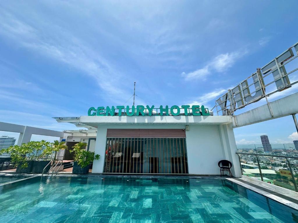Century Hotel Đà Nẵng, khách sạn 4 sao sang trọng với dịch vụ chuyên nghiệp và ẩm thực phong phú