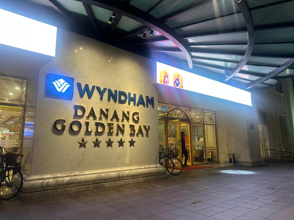 Golden Bay Apartment Ocean View, căn hộ cao cấp sát biển Mỹ Khê