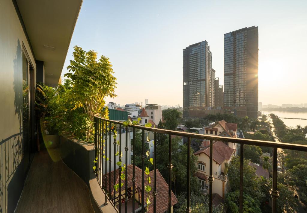 Luxe Paradise Suites Hotel Hà Nội, chỗ nghỉ sang trọng ngay phố Tô Ngọc Vân