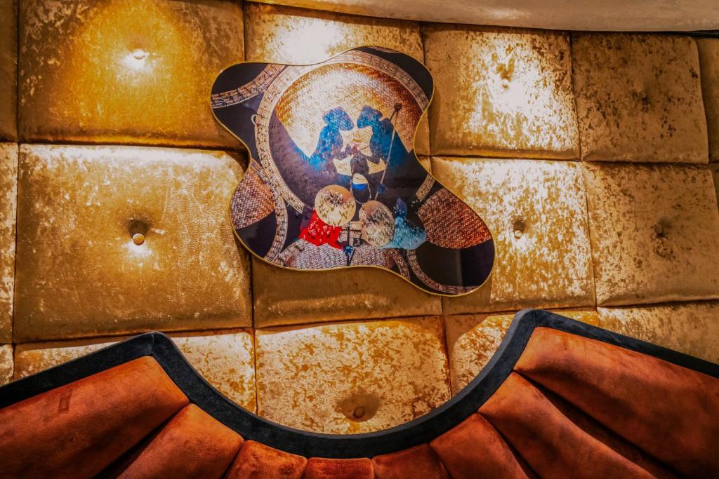 Hanoi Center Silk Classic Hà Nội: Khách Sạn Lụa Bản Gốc Lý Tưởng Cho Cặp Đôi Gần Ô Quan Chưởng