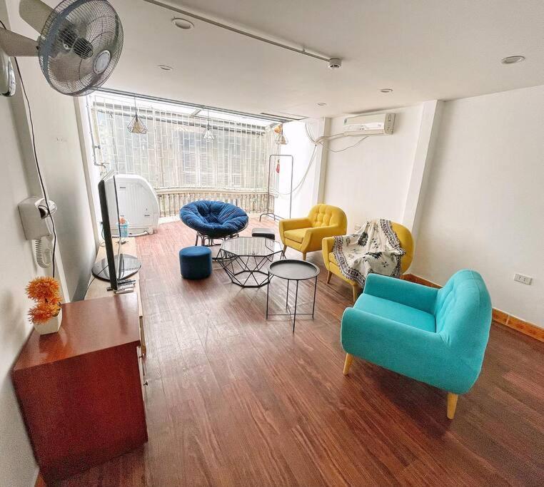 Top Apartment Giá Rẻ Gần Ga Hà Nội: Light House Hanoi 202 Được Dân Phượt Check-in Rần Rần