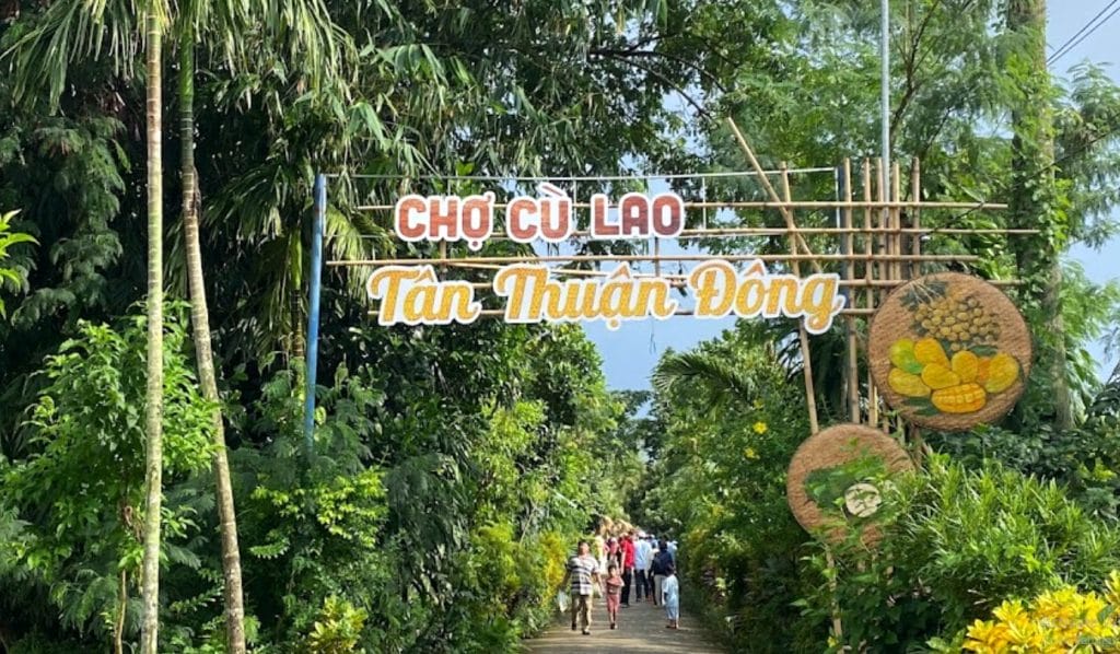 Tour Miền Tây Cuối Tuần 2N1Đ, Từ Sông Nước Cái Bè Đến Chợ Quê Tân Thuận Đông - Thiên Đường Ẩm Thực & Văn Hóa Dân Dã!